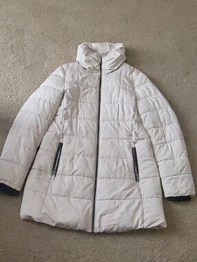 Women’s Cream Quilted Puffer Coat with High Collar
